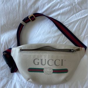 GUCCI belt bag